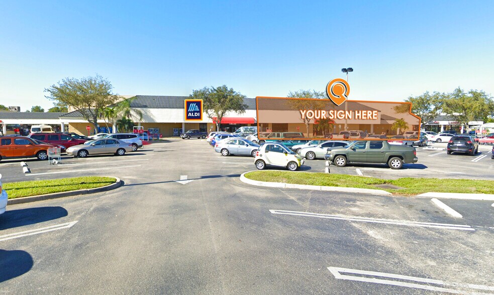 Primary Photo Of 4851-5038 Golden Gate Pky, Naples General Retail For Lease