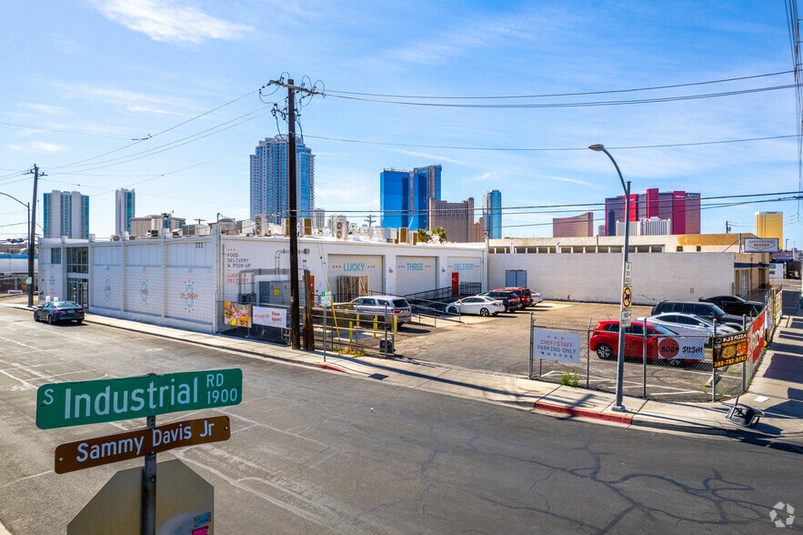 More Photos Of 333 W Saint Louis Ave, Las Vegas Restaurant For Lease