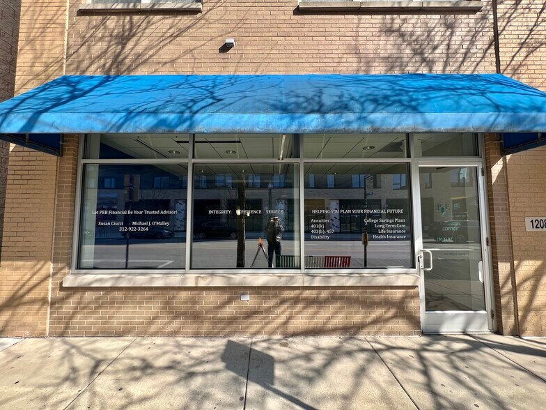 Primary Photo Of 1200-1208 W Taylor St, Chicago Storefront Retail Residential For Lease