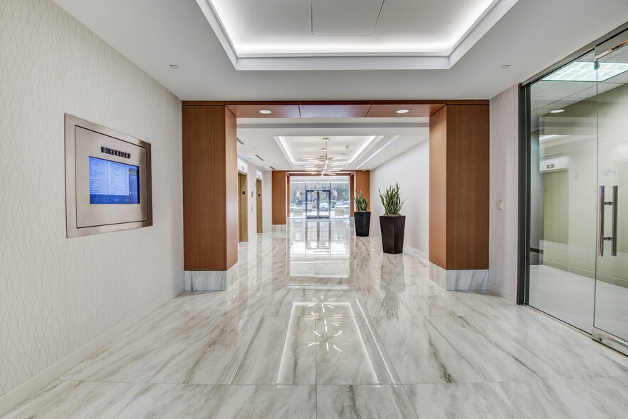 More Photos Of 1212 Corporate Dr, Irving Office For Lease