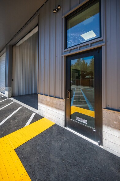 More Photos Of 10980 Crestwood, 10980 Industrial Way, Truckee Light Manufacturing For Lease