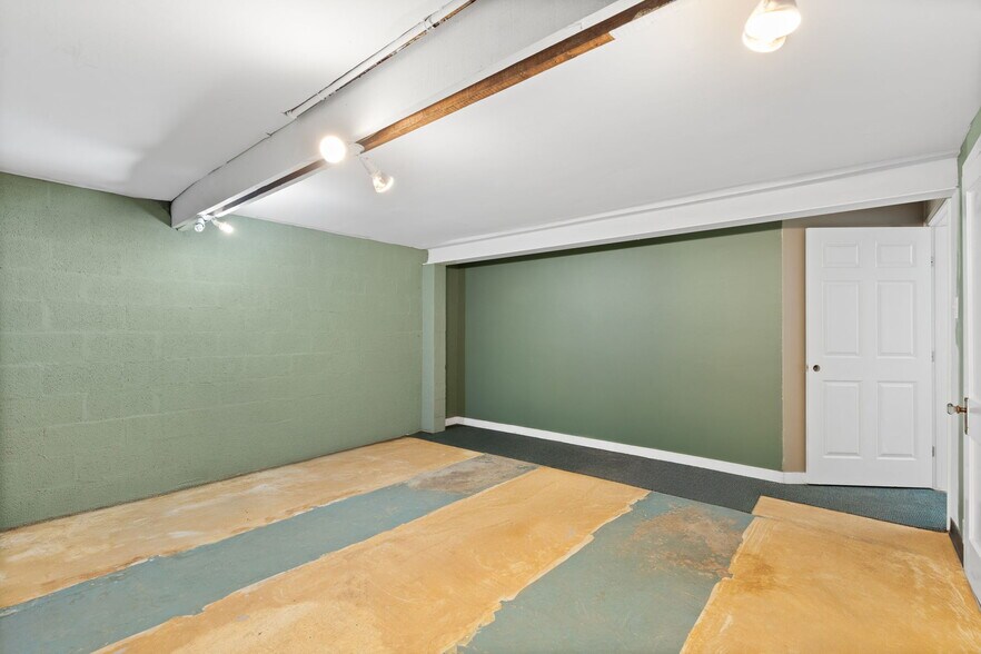 More Photos Of 1526 Heights Blvd, Houston Office For Lease