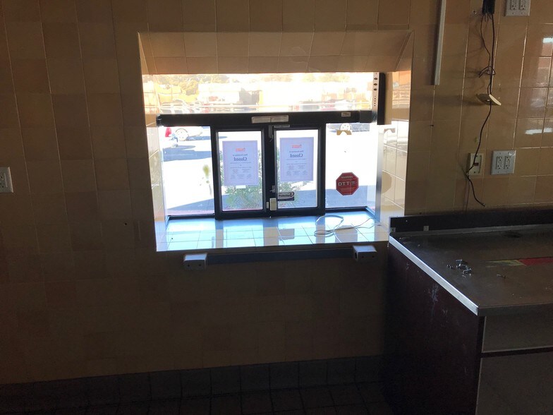 More Photos Of 4855-4865 S Pecos Rd, Las Vegas Unknown For Lease