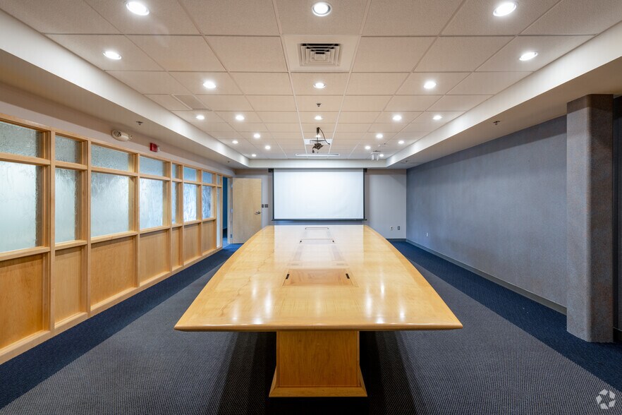 More Photos Of 121 Technology Dr, Durham Unknown For Lease