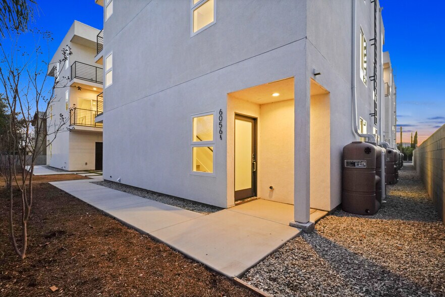 More Photos Of 6056 Craner Ave, North Hollywood Apartments For Sale