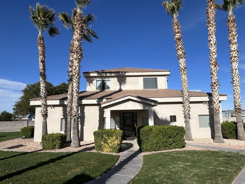 More Photos Of 4103 E Fleet St, Littlefield Office For Sale