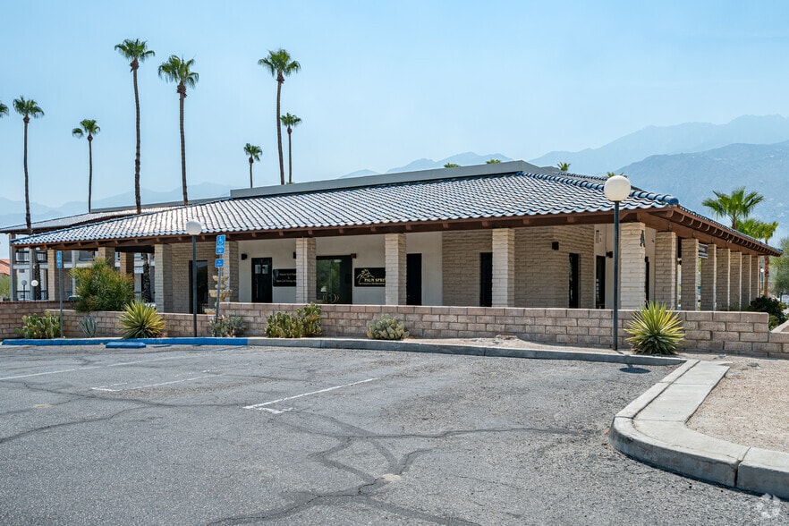 More Photos Of 2825 E Tahquitz Canyon Way, Palm Springs Medical For Sale
