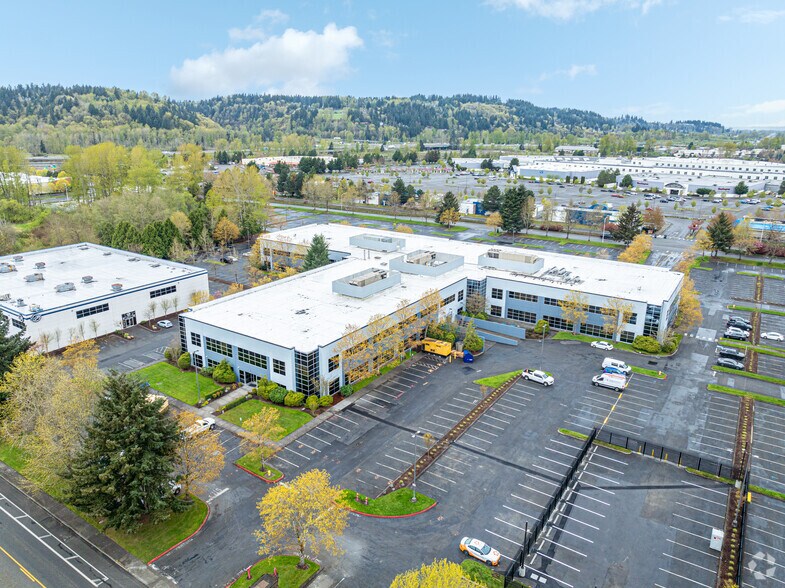 More Photos Of 1002 15th St SW, Auburn Unknown For Lease