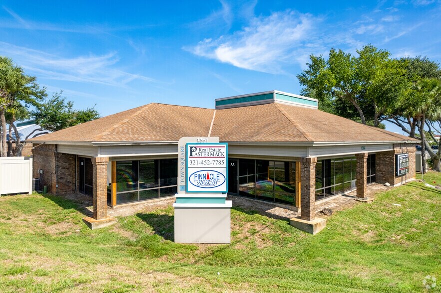 Primary Photo Of 1351 N Courtenay Pky, Merritt Island Medical For Sale