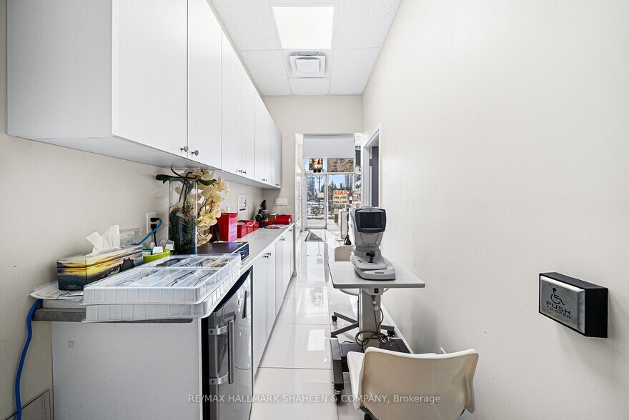 More Photos Of 9610 Yonge st, Richmond Hill Multifamily For Sale