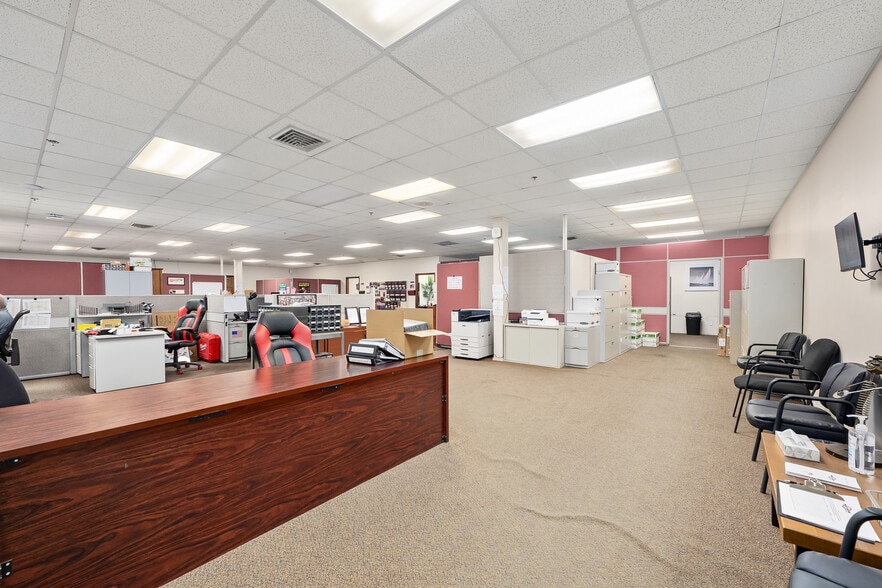 More Photos Of 2 Sunshine Blvd, Ormond Beach Flex For Sale