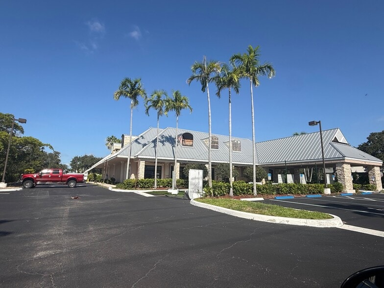 More Photos Of 661 US Highway 1, North Palm Beach Storefront Retail Office For Sale