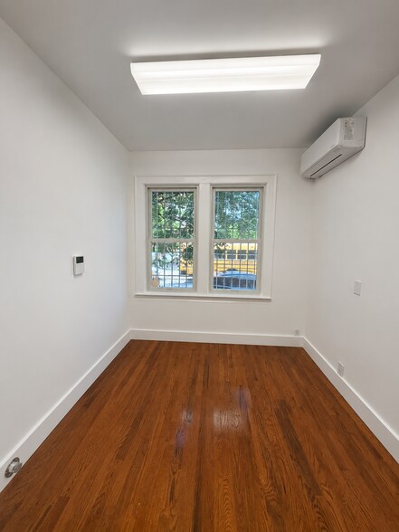 More Photos Of 700 Linden Blvd, Brooklyn Office For Lease