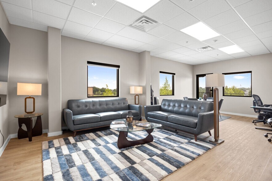 More Photos Of 730 S Bell Blvd, Cedar Park Office For Lease