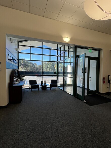 More Photos Of 2906 Kerry Forest Pky, Tallahassee Bank For Lease