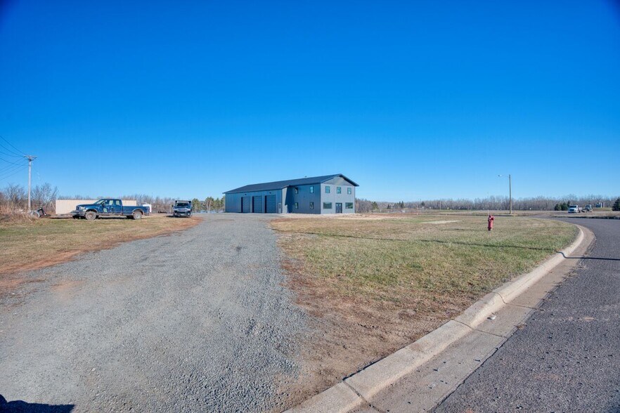 More Photos Of 126 Iron Dr, Chisholm Industrial For Sale