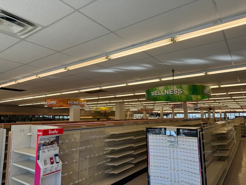 More Photos Of 101 Main St, Sayville Drugstore For Sale