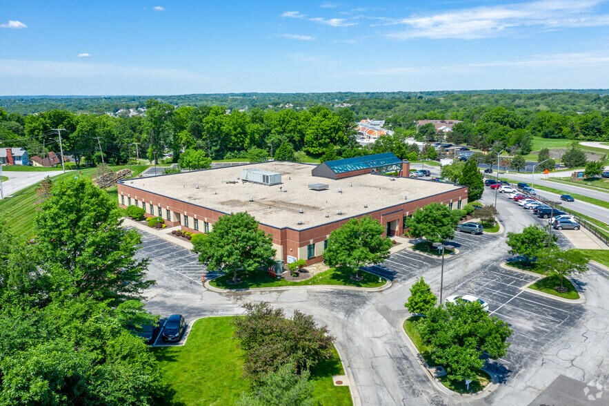 More Photos Of 101 NW Englewood Rd, Gladstone Medical For Sale