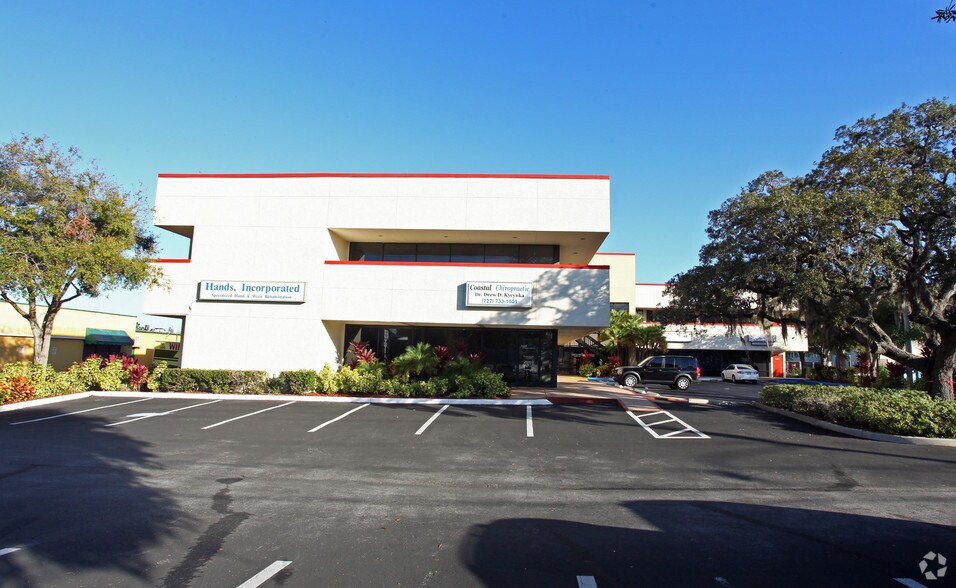 More Photos Of 2196 Main St, Dunedin Office For Lease