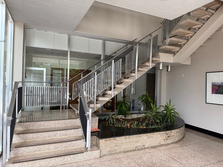 More Photos Of 507 W Innes St, Salisbury Office For Lease