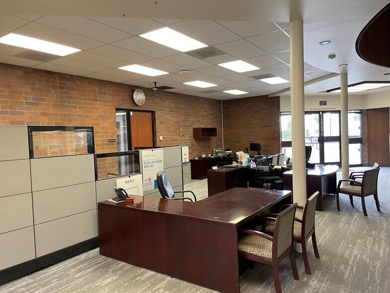 More Photos Of 11955 Slauson Ave, Santa Fe Springs General Retail For Sale