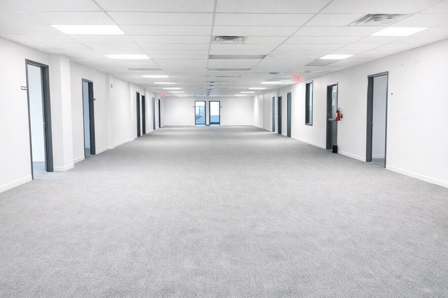 More Photos Of 41 Hudson View Way, Tarrytown Office For Lease