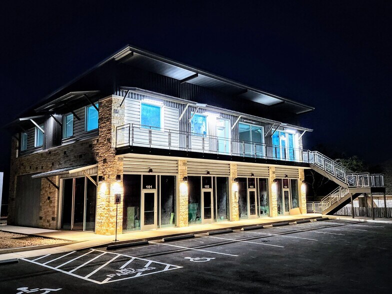 More Photos Of 502 E Borgfeld Dr, San Antonio Storefront Retail Office For Lease