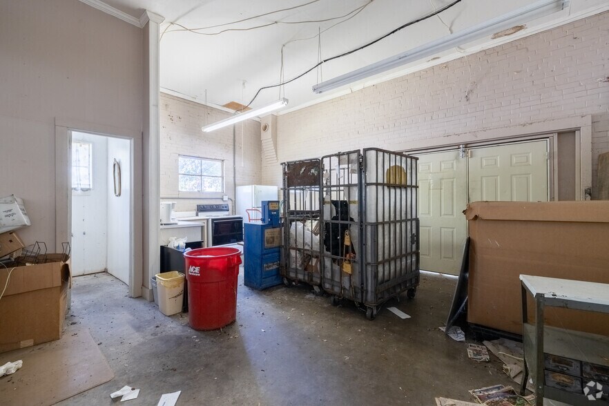 More Photos Of 615 Mulberry St, Louisville Industrial For Sale