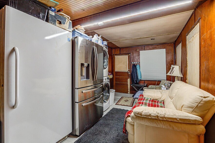 More Photos Of 216 E Main St, Batavia Storefront Retail Residential For Sale