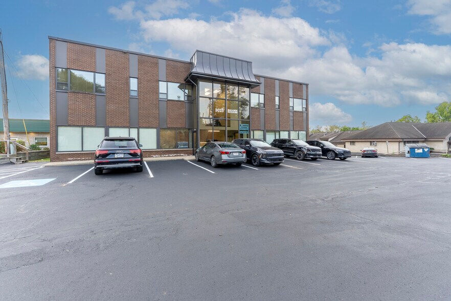 More Photos Of 3025 Washington Rd, McMurray Office For Lease