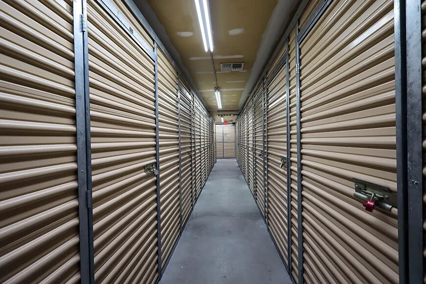 More Photos Of 7140 Ridge Rd, Port Richey Self Storage For Sale