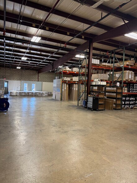 More Photos Of 740 Church Rd, Elgin Manufacturing For Sale