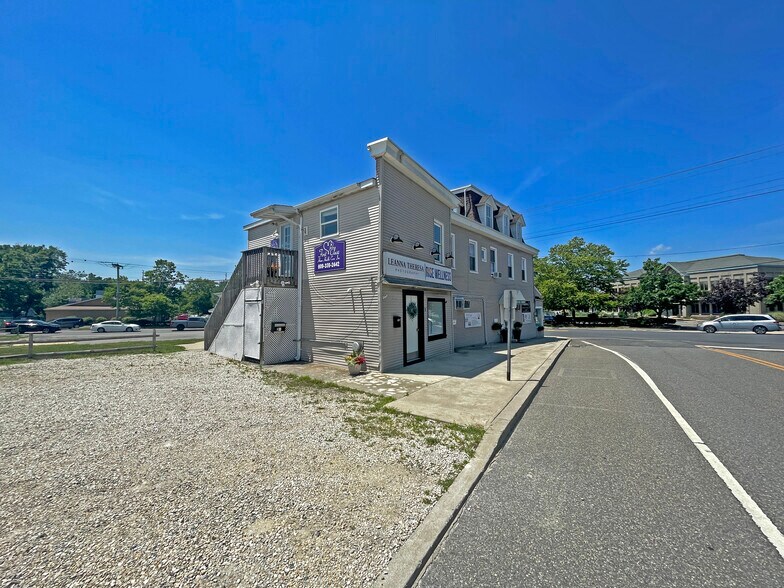 More Photos Of 11 N Main St, Manahawkin Freestanding For Sale