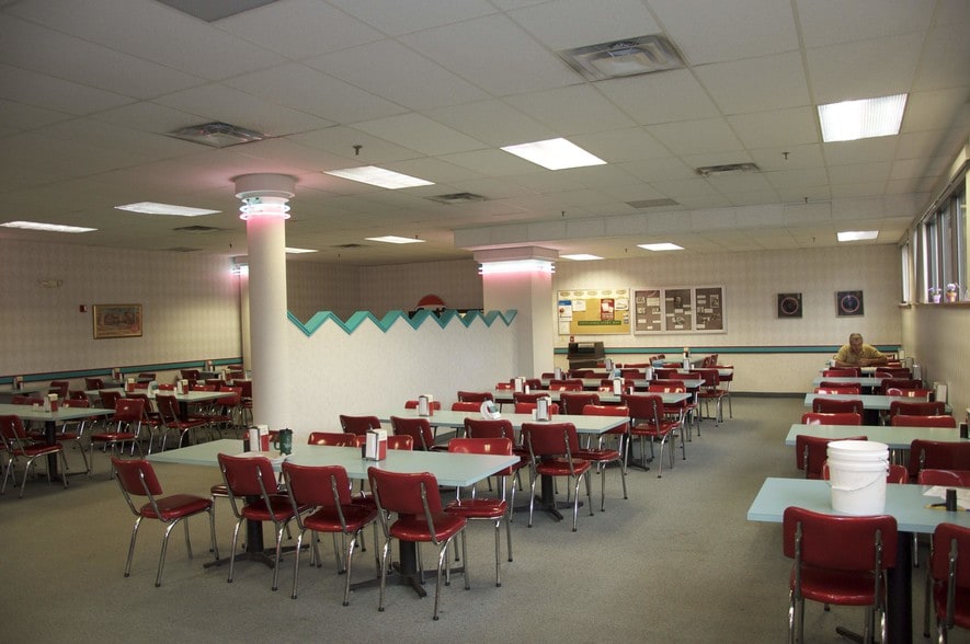 More Photos Of 100 Carlson Rd, Rochester Manufacturing For Lease