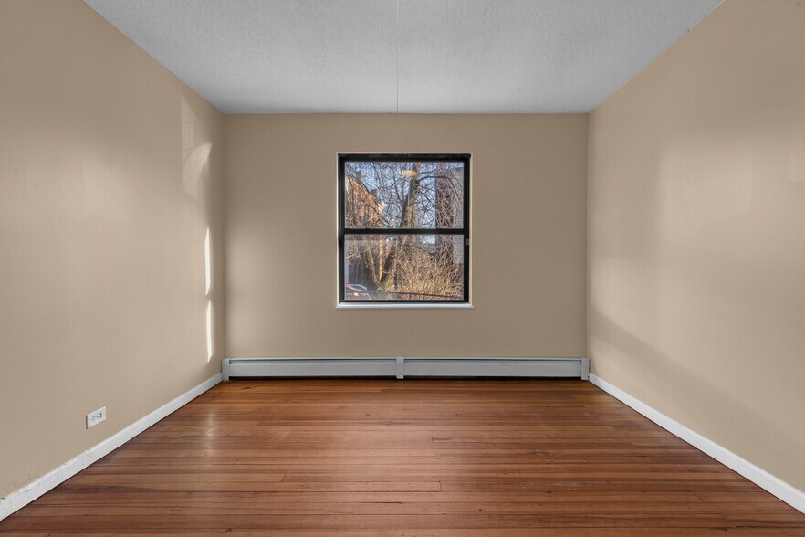 More Photos Of 100 Preston St, Hartford Apartments For Sale