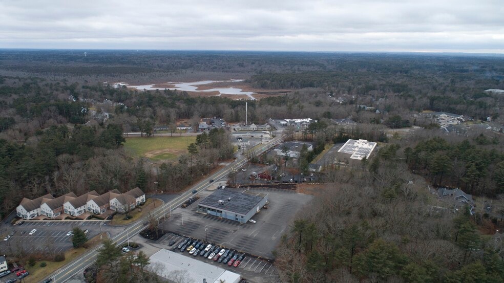 More Photos Of 32 Schoosett St, Pembroke Auto Dealership For Sale