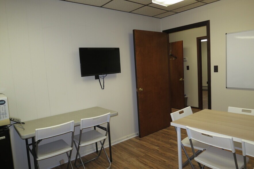 More Photos Of 332-334 North Ave, Garwood Loft Creative Space For Lease