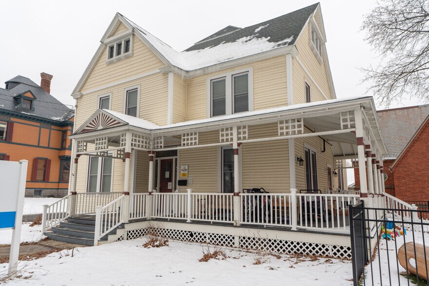Primary Photo Of 12 Church Ave, Ballston Spa Daycare Center For Lease