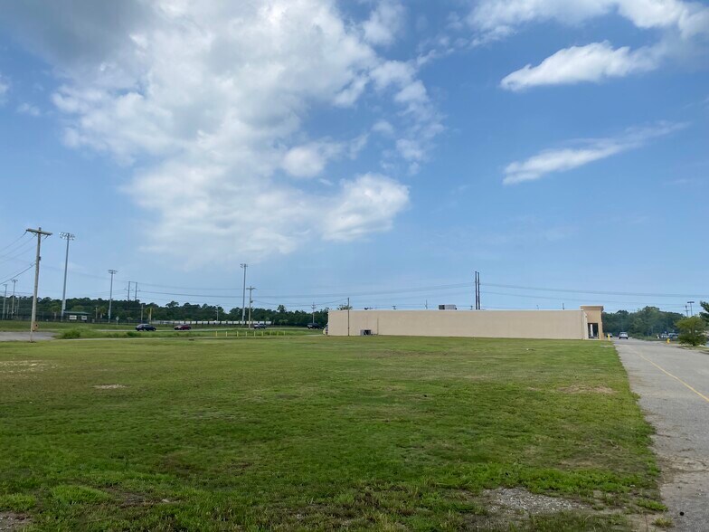 More Photos Of 1641 Highway 501 E, Conway Unknown For Lease