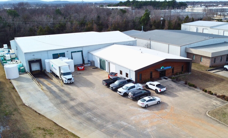 Primary Photo Of 1213 Esi Dr, Springdale Warehouse For Lease