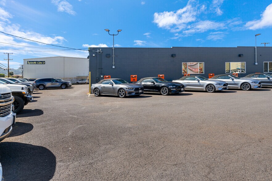 More Photos Of 3156 Oihana St, Lihue Warehouse For Sale