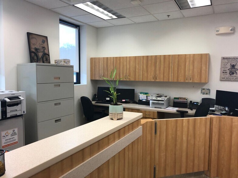 More Photos Of 2201 E Nine Mile Rd, Pensacola Freestanding For Lease