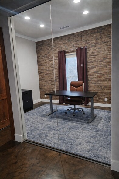 More Photos Of 936 Holcomb Bridge Rd, Roswell Office For Sale