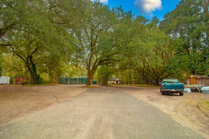 More Photos Of 5639 Pullman Ave, North Charleston Warehouse For Sale