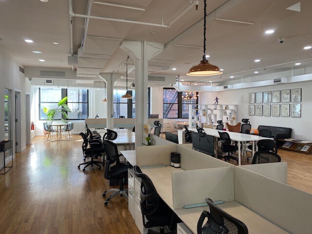 More Photos Of 381-383 Fifth Ave, New York Office For Lease