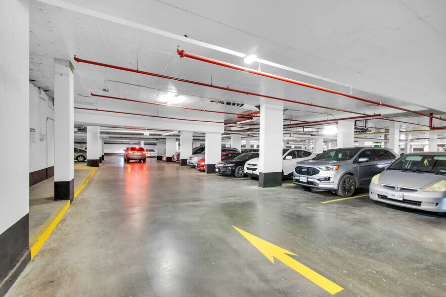 More Photos Of 1275 Finch Av W, Toronto Office For Sale