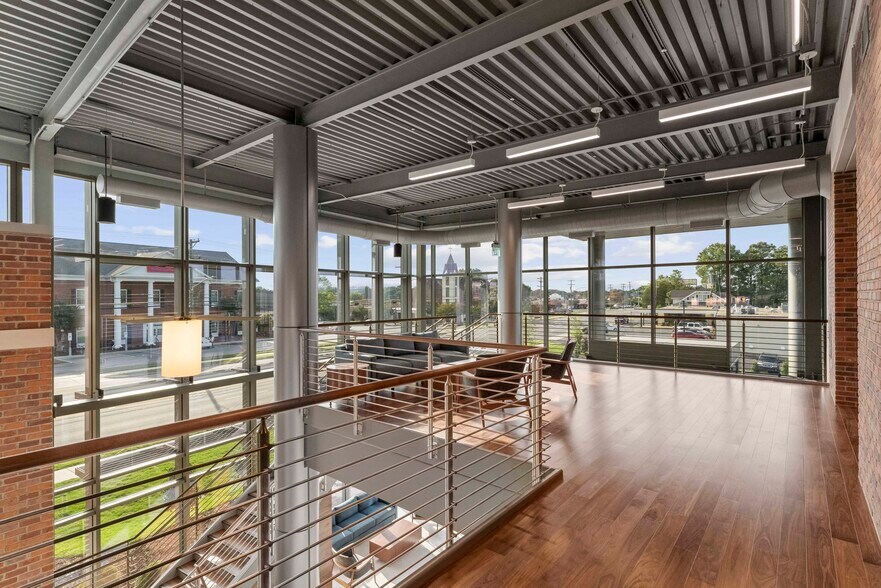 More Photos Of 250 S New Hope Rd, Gastonia Office For Lease