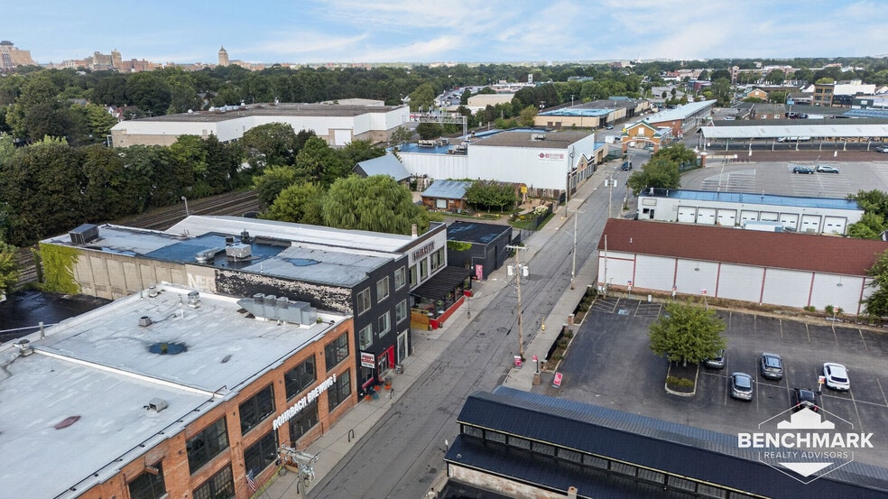 More Photos Of 127-131 Railroad St, Rochester Loft Creative Space For Lease