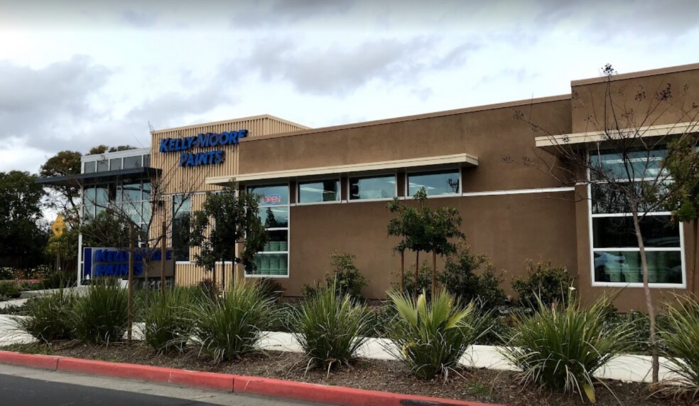 More Photos Of 5195 Clayton Rd, Concord Freestanding For Lease