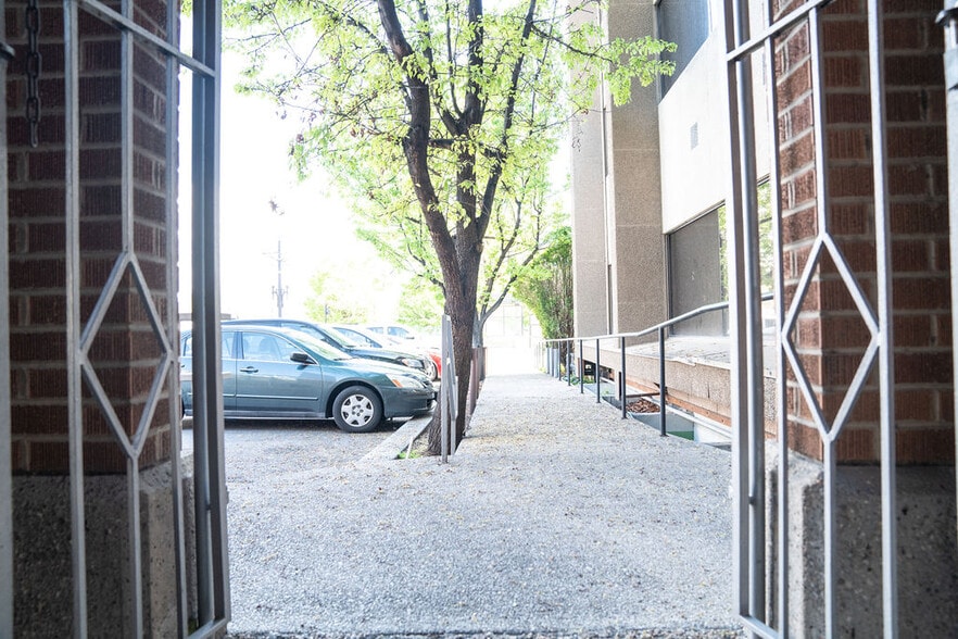 More Photos Of 243 E 400 S, Salt Lake City Office For Lease